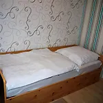 Messe Zimmer In Geteilter Wohnung